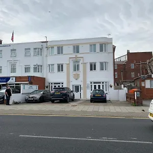 https://jade-apartments-south-shore.hotelsin-chester.com