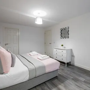 Casa Fresa - King Street Apartment